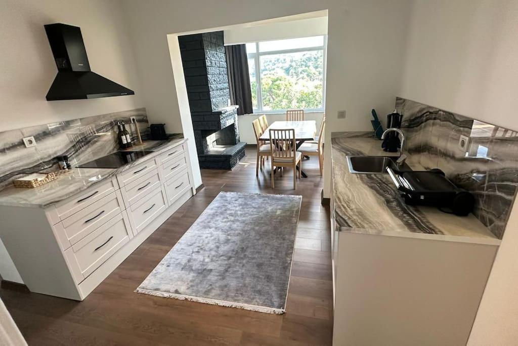 Apartament Hills Hideaway *